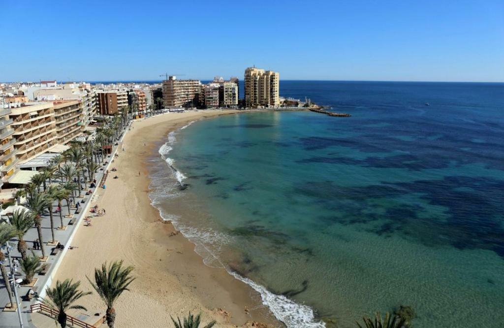 New Appartment Sophie Torrevieja Bagian luar foto