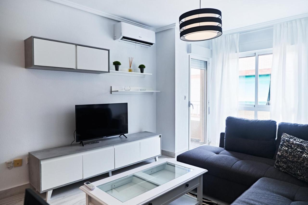New Appartment Sophie Torrevieja Bagian luar foto